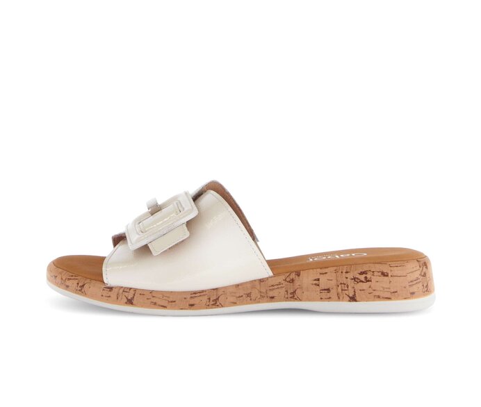 Gabor Pantolette Creme - Lackleder