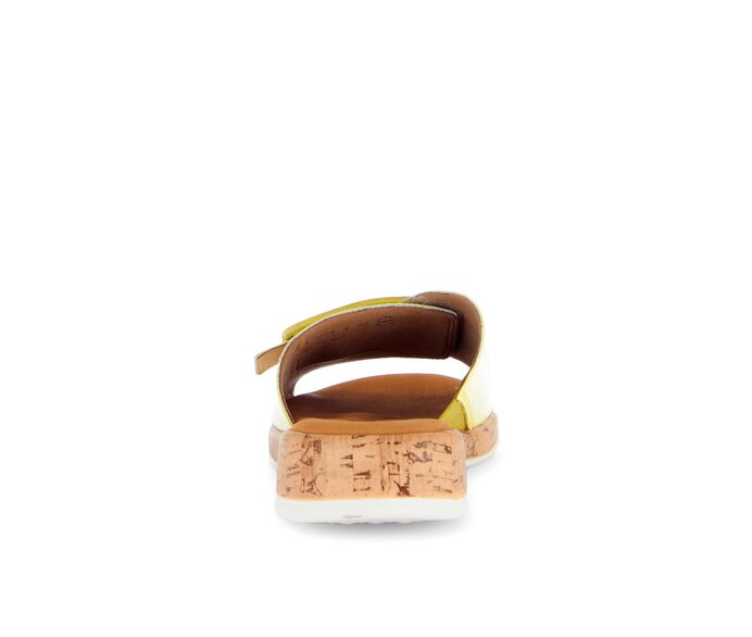 Gabor Pantolette Gelb - Lackleder